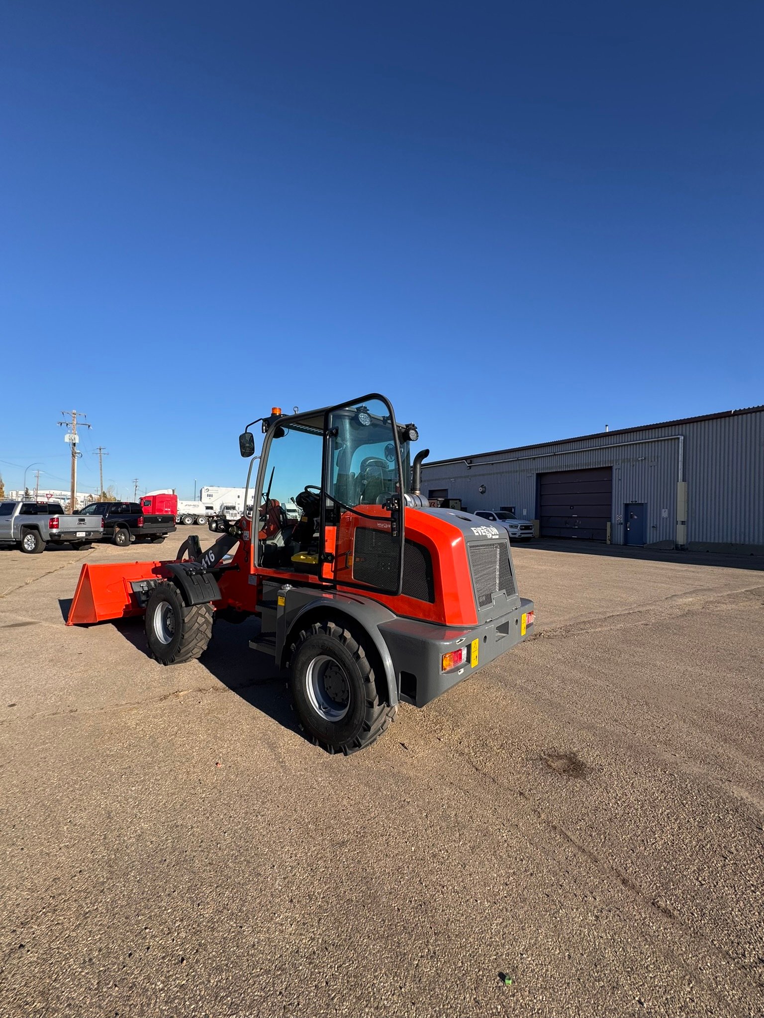 Everun ER416 Wheel Loader - lot view